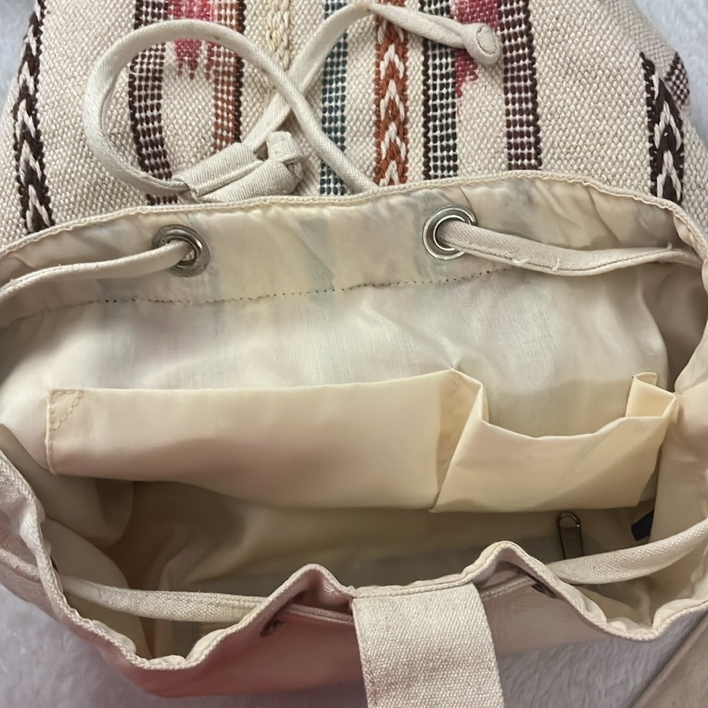 Forever 21 100% cotton embroidered backpack with drawstring closure - Picture 7 of 9